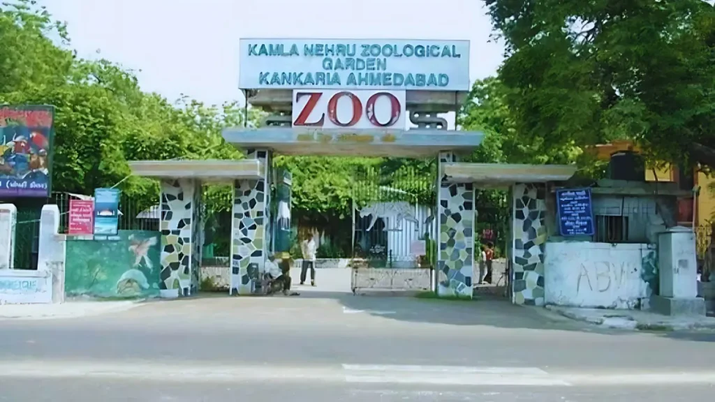 Kankaria Zoo Timings